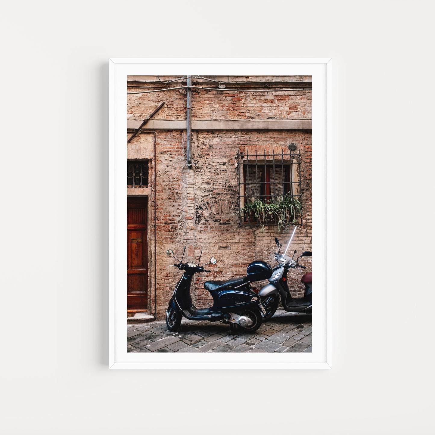 Buy Italy fine art prints and Italian art online - bringing scenes of Tuscany into your home or retreat. Tuscany Wall Art that transports you to the slow lane. 